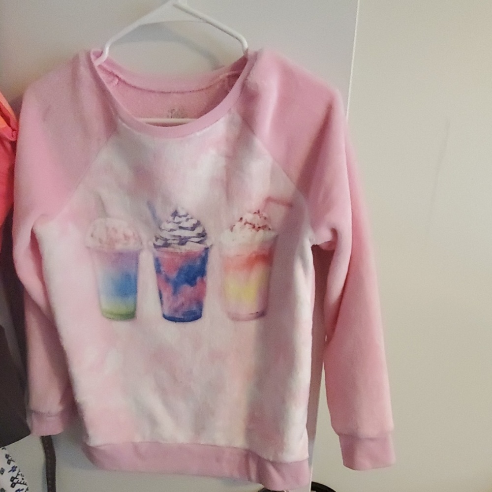Girls sweat shirt